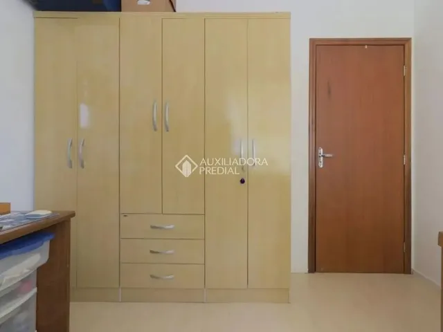 Imagem 3: Apartamento de 3 Dormitórios (1 Suíte) em Coqueiros