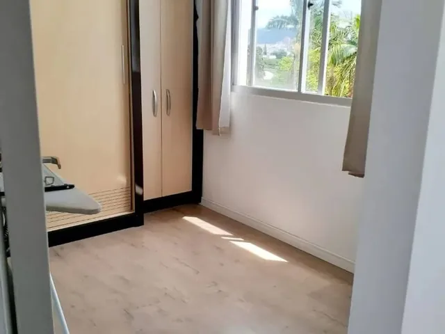 Imagem 8: Apartamento com 3 Quartos À Venda em Florianópolis! Semi Mobiliado e 1 Vaga de Garagem