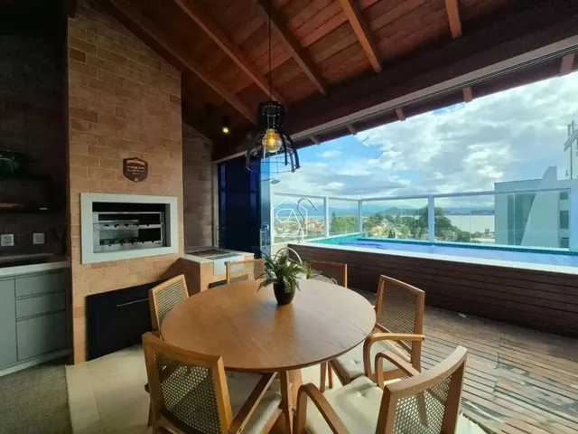 Imagem: Casa com 03 Dormitórios e Vista Mar no