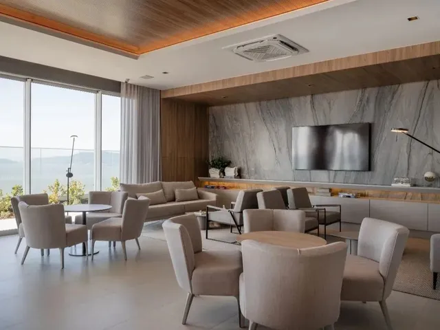 Imagem 8: Apartamento 3 Suítes, 2 Vagas e Hobby Box, em Andar Alto em Florianópolis