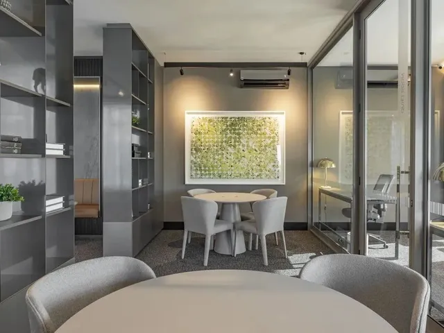 Imagem 14: Apartamento 3 Suítes, 2 Vagas e Hobby Box, em Andar Alto em Florianópolis