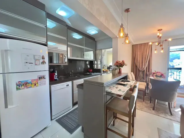 Imagem 15: Cobertura Duplex com Duas Suites em Coqueiros - Florianópolis - Sc