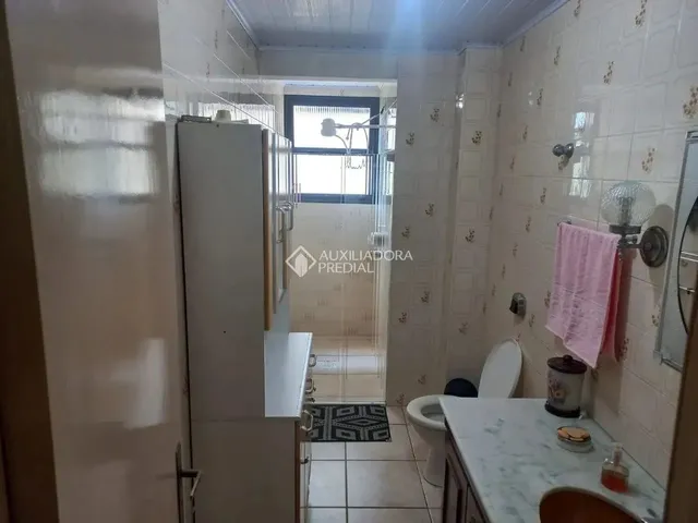 Imagem 16: Apartamento À Venda em Coqueiros com 3 Dormitórios e 96 M² de Área Útil Disponível