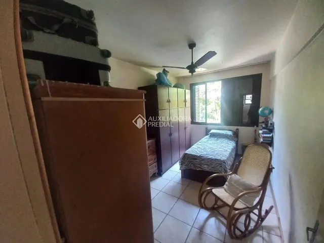 Imagem 12: Apartamento À Venda em Coqueiros com 3 Dormitórios e 96 M² de Área Útil Disponível