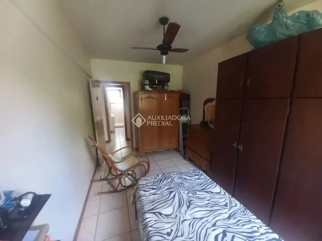 Imagem 10: Apartamento À Venda em Coqueiros com 3 Dormitórios e 96 M² de Área Útil Disponível