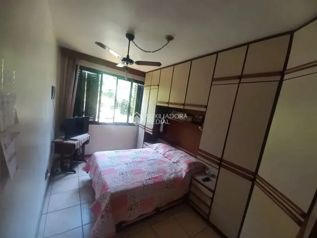 Imagem 9: Apartamento À Venda em Coqueiros com 3 Dormitórios e 96 M² de Área Útil Disponível