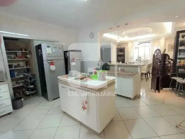 Imagem 8: Casa de 4 Dormitórios À Venda em Capoeiras