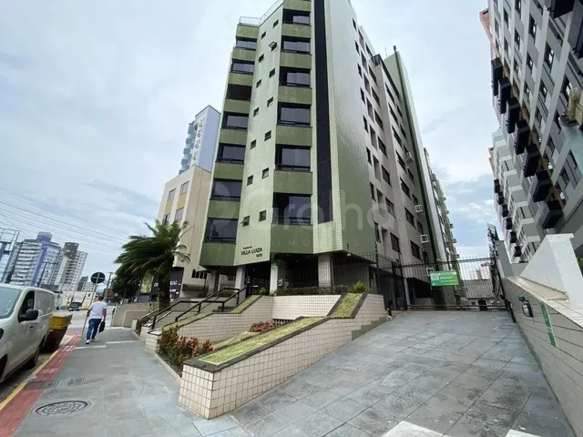 Imagem 1: Apartamento para Venda em Florianópolis, Estreito, 2 Dormitórios, 1 Banheiro, 1 Vaga