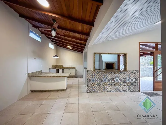 Imagem 11: Imóvel para Venda com 155 Metros Quadrados com 2 Quartos em Capoeiras - Florianópolis