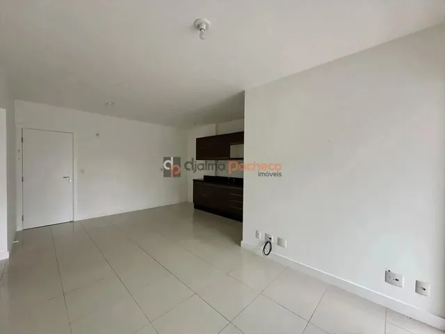 Imagem 9: Apartamento para Venda em Florianópolis, Capoeiras, 2 Dormitórios, 1 Suíte, 2
