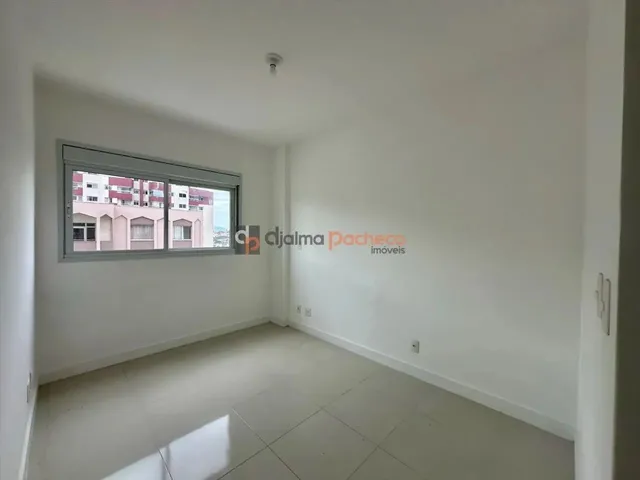 Imagem 10: Apartamento para Venda em Florianópolis, Capoeiras, 2 Dormitórios, 1 Suíte, 2