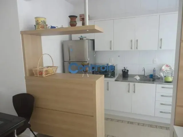 Imagem 8: Imóvel para Venda com 64 Metros Quadrados com 2 Quartos em Coqueiros - Florianópolis
