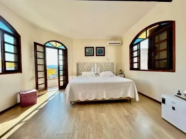 Imagem 6: Casa 4 Quartos com 1 Suíte e 232M² - Jardim Atlântico - Est