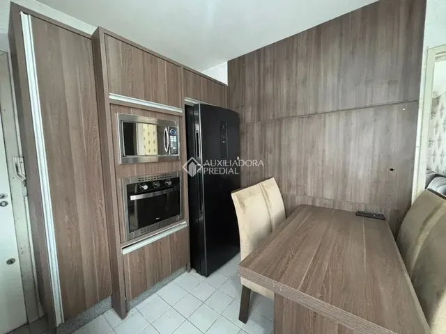Imagem 13: Apartamento em Capoeiras 3 Dormitorios Sendo 1 Suite, 2 Vagas Cobertas e Livres