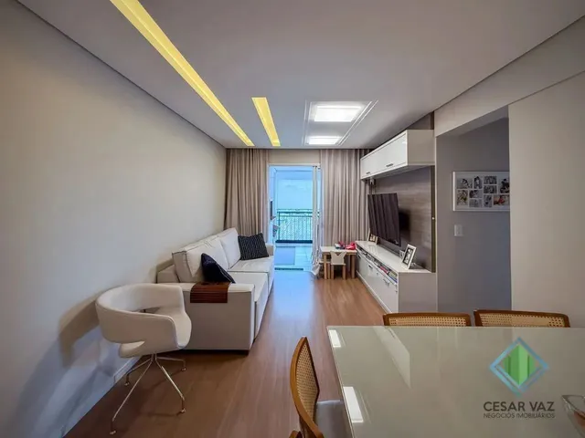 Imagem: Excelente Apartamento Semimobiliado no Bairro