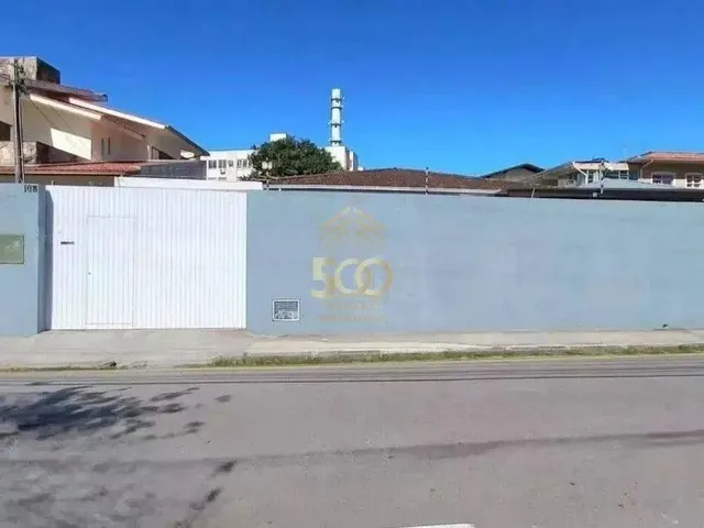 Imagem 9: Residencial Casa com 3 Dormitório(S) Sendo 1 Suíte(S) no Bairro Estreito Florianópoli