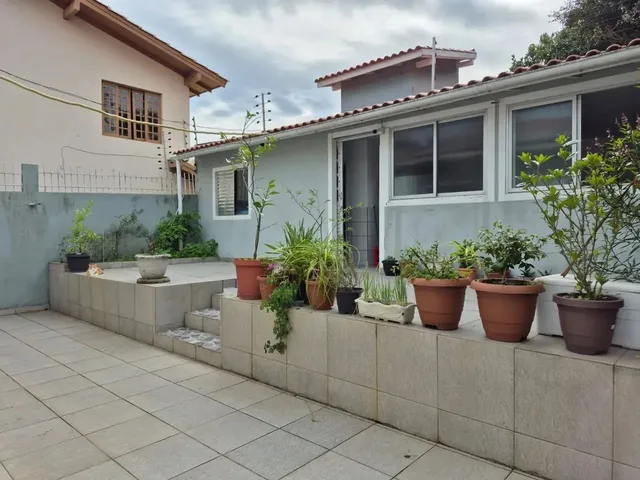 Imagem 3: Ampla Casa com 4 Dormitórios, Sendo 1 Suíte com Hidromassagem em Capoeiras
