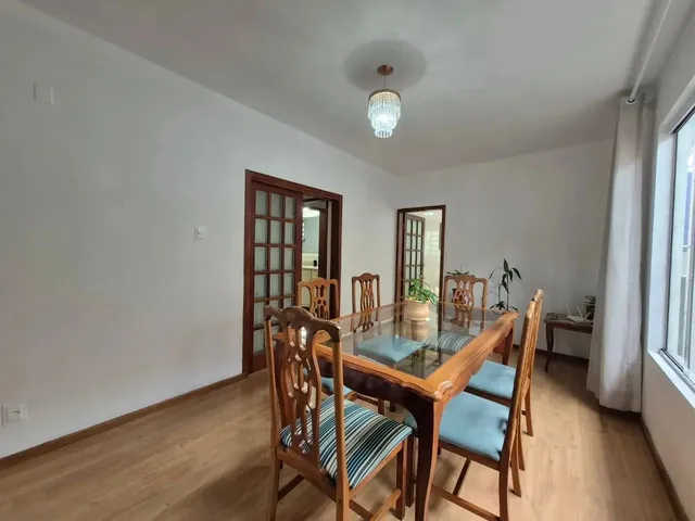 Imagem 11: Ampla Casa com 4 Dormitórios, Sendo 1 Suíte com Hidromassagem em Capoeiras