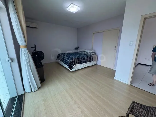 Imagem 13: Casa para Venda em Florianópolis, Itaguaçu, 3 Dormitórios, 2 Suítes, 5 Banheiros, 4