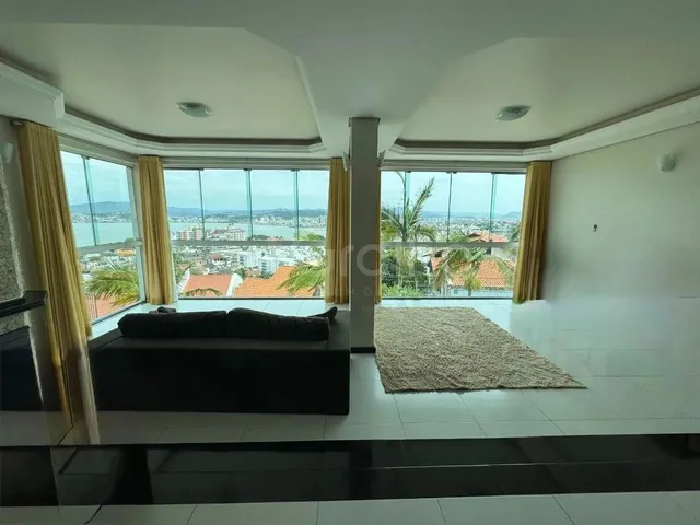 Imagem 2: Casa para Venda em Florianópolis, Itaguaçu, 3 Dormitórios, 2 Suítes, 5 Banheiros, 4