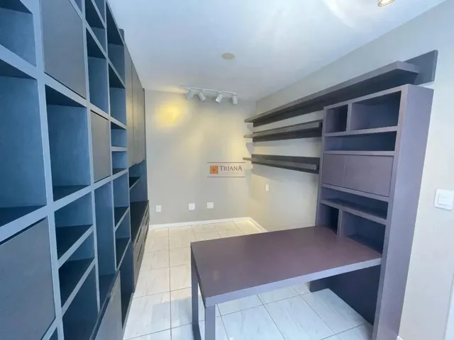 Imagem 3: Apartamento 5 Dormitórios no Bairro Itaguaçu