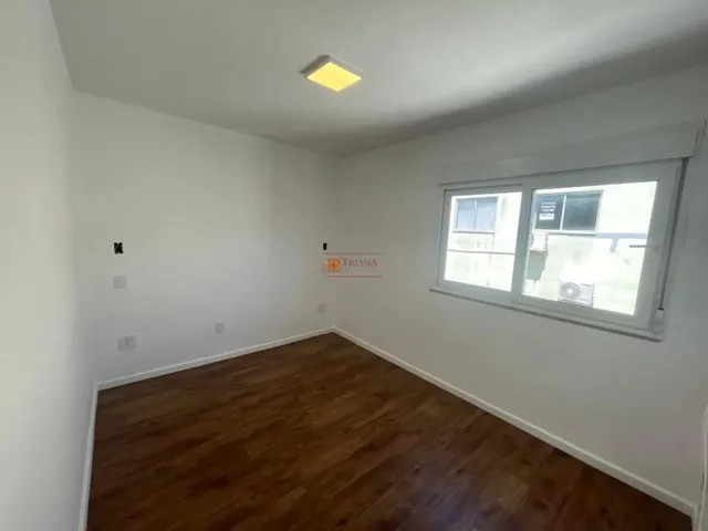 Imagem 5: Apartamento 5 Dormitórios no Bairro Itaguaçu