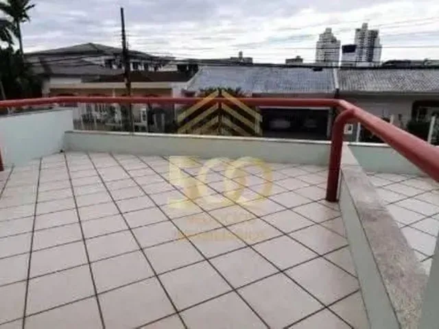 Imagem 14: Residencial Casa com 3 Dormitório(S) Sendo 3 Suíte(S) no Bairro Estreito Florianópoli