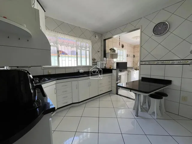 Imagem 2: Ampla Casa com Edícula no Jardim Atlântico em Florianópolis/Sc