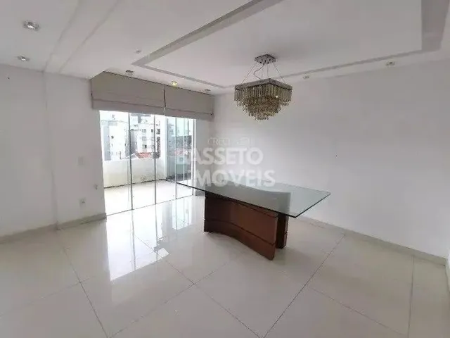 Imagem 3: Casa 4 Dormitorios no Bairro Itaguaçu