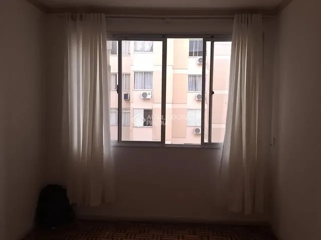 Imagem 12: Excelente Apartamento em Capoeiras -Florianópolis com 3 Dormitórios, 2 Banheiros e 2