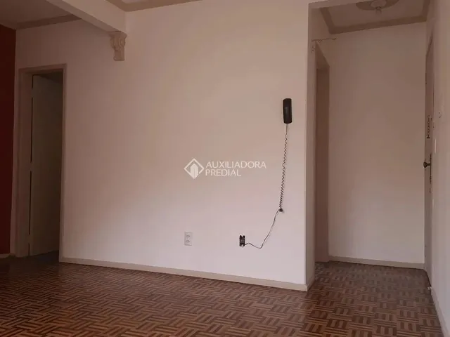 Imagem 10: Excelente Apartamento em Capoeiras -Florianópolis com 3 Dormitórios, 2 Banheiros e 2