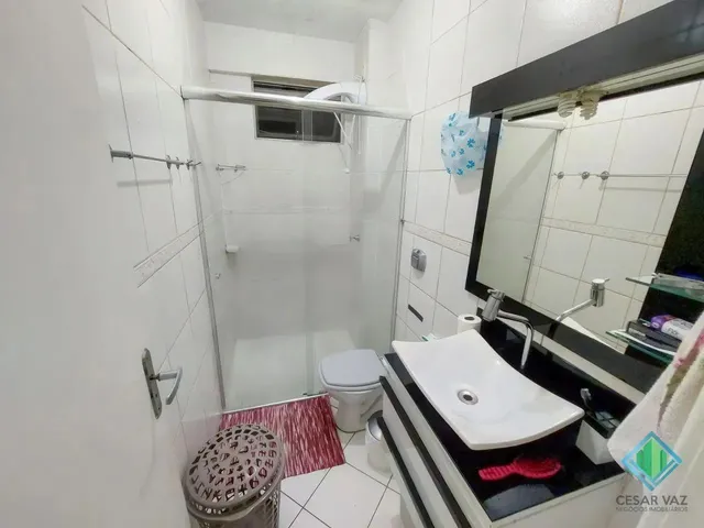 Imagem 8: Imóvel para Venda com 49 Metros Quadrados com 2 Quartos em Jardim Atlântico
