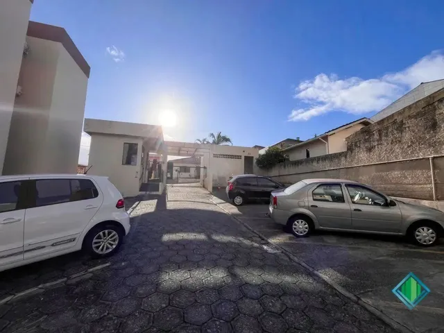 Imagem 3: Imóvel para Venda com 49 Metros Quadrados com 2 Quartos em Jardim Atlântico