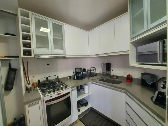 Imagem 12: Apartamento À Venda no Bairro Abraão - 2 Dormitórios (1 Suíte