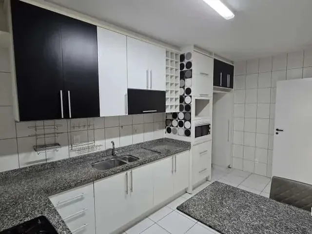 Imagem 8: Apartamento de 3 Quartos Sendo 1 Suíte em Florianópolis