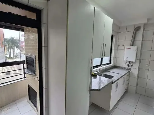 Imagem 5: Apartamento de 3 Quartos Sendo 1 Suíte em Florianópolis