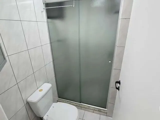 Imagem 2: Apartamento de 3 Quartos Sendo 1 Suíte em Florianópolis