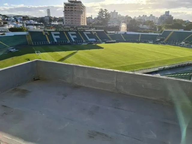 Imagem 3: Apto em Localização Super Privilegiada, 3 Qtos Sen