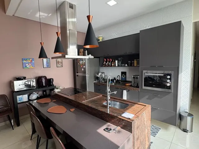 Imagem 1: Casa Moderna no Caminho do Sol - Completa, Planejada e Pronta pra Morar!
