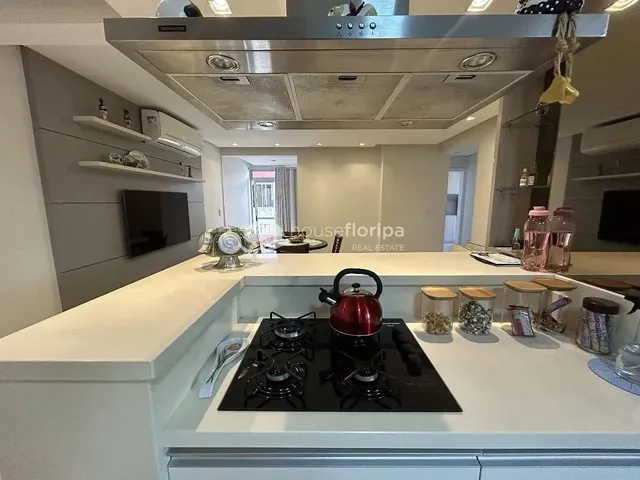 Imagem 3: Apartamento com 3 Dormitórios À Venda, no Balneário do Estreito, Florianópolis, Sc