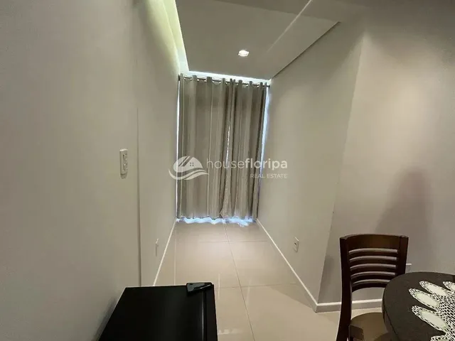 Imagem 7: Apartamento com 3 Dormitórios À Venda, no Balneário do Estreito, Florianópolis, Sc
