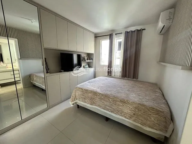 Imagem 8: Apartamento com 3 Dormitórios À Venda, no Balneário do Estreito, Florianópolis, Sc