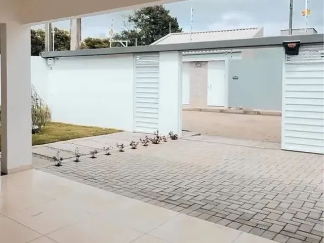 Imagem 5: Casa Recém-Construída no Lot Arco Íris