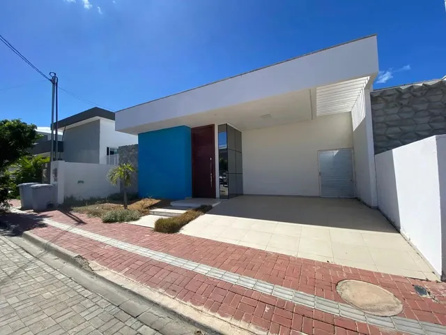 Imagem: Casa de Alto Padrão À Venda em Petrolina