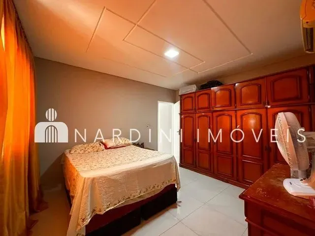 Imagem 11: Casa em Condominio À Venda, 5 Quartos, 3 Suítes, 2 Vagas, Cond. Sol Nascente