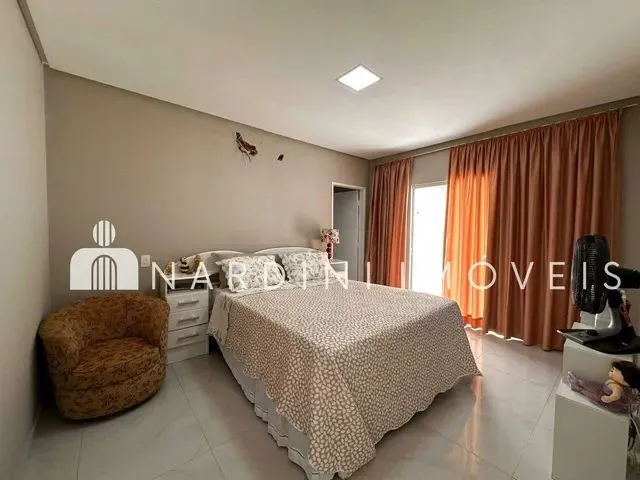 Imagem 6: Casa em Condominio À Venda, 5 Quartos, 3 Suítes, 2 Vagas, Cond. Sol Nascente
