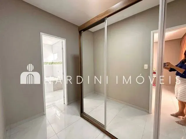 Imagem 10: Casa em Condominio À Venda, 5 Quartos, 3 Suítes, 2 Vagas, Cond. Sol Nascente