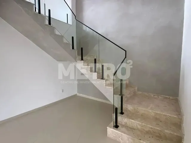 Imagem 7: Venda, Casa com 247M2, São 2 Pavimentos, 3 4 Sendo Um Deles Uma Suíte Master, S
