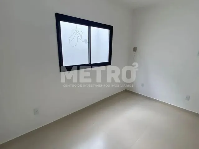 Imagem 4: Venda, Casa com 247M2, São 2 Pavimentos, 3 4 Sendo Um Deles Uma Suíte Master, S