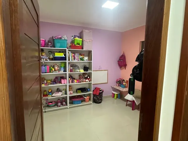Imagem 8: Casa. Piscina, Churrasqueira, VarandaeÁrea de serviço